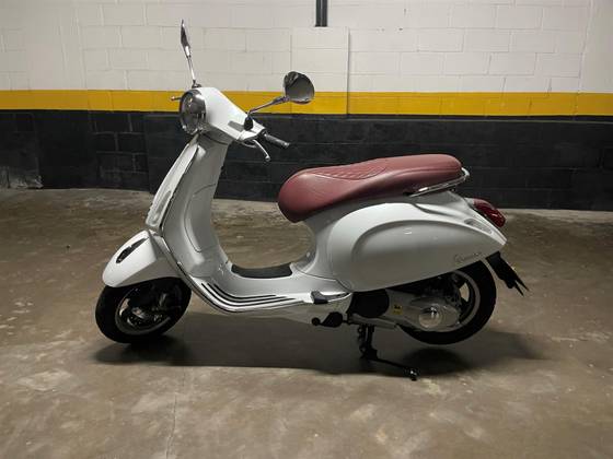 VESPA PRIMAVERA 125 